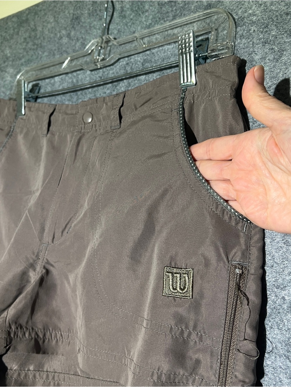 WILSON Womens Tennis Shorts Taupe Sage Green Trim Zip Snap Small S - Picture 7 of 15